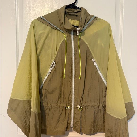 Zara Jackets & Blazers - Women's suit, shorts, and windbreaker, Zara, size M